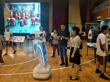 凯时尊龙智能 智能机器人 机器人能做哪些工作